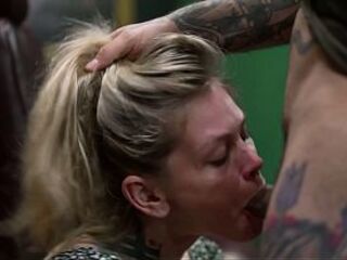 I didn't have cash to pay for my haircut, so I drilled the barber