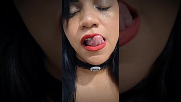 Flagra no Celular: Minha Mulher Mandou Vídeo se Masturbando Pro Amante e Eu Postei Tudo!