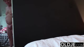 Teen is horny and asks to fuck her pussy super hardcore