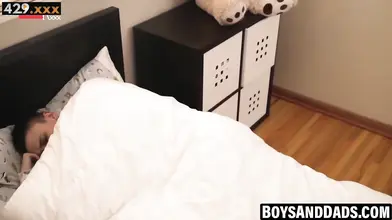 Ink-Slicked Stepson's Ass Gets Pounding From Dad While Mom Is Away