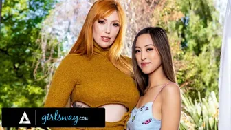 Lauren Phillips and Alexia Anders pleasure each other during spring break