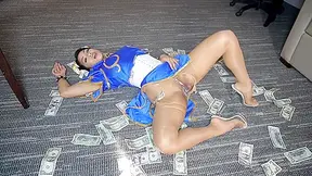 Stacked Brunette Goes Solo Toys And Masturbation