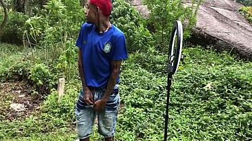 chupando rola no meio do mato pela primeira vez amador