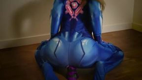 Cosplay Samus Rides Dildo