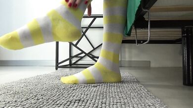 Solo in striped knee-highs