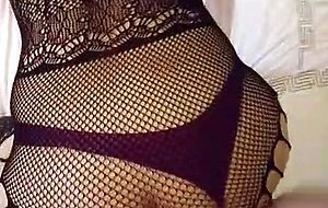 Nai Bo Ba Wang Hong Chang Tui Nu Shen Yuan Jiao Tu Hao