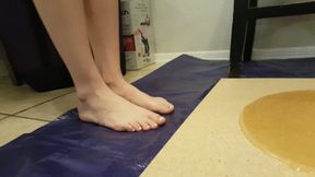 Lee Lynn stuck Barefoot in New Glue Trap