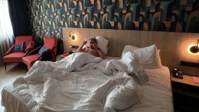 Step Stepmom Shocked When Step Stepson Cums on Her Face in Hotel Share Bed! Full Video