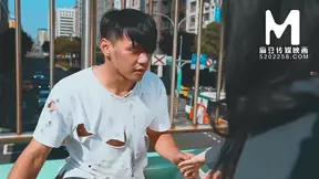 Bubbly Asian Cutie Enjoys Hardcore Sex in HD Video Clip