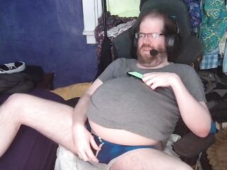 preggo daddy experiencing intensive induced labor
