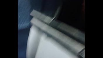 Punheta bus&atilde_o