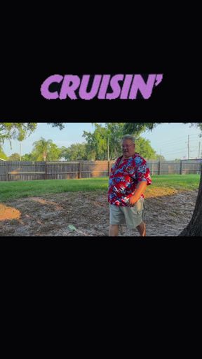 Cruising to suck hairy penis .. please don't shave or trim your hairy private parts !