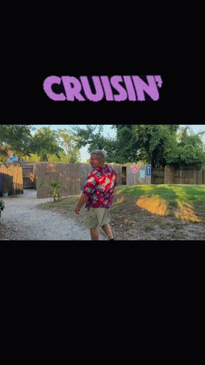 Cruising to suck hairy penis .. please don't shave or trim your hairy private parts !