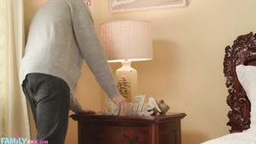 Kiana Kumani Sucks Her Stepbro's Dick&#x1F346; till&#x9AD8;&#x6F6E;