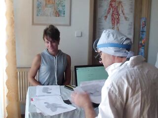 Recent medical sex adventures of hawt lady Masha - part 1