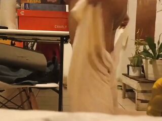 My Overweight Preggo Girlfriend Sends Me a Movie of Herself Putting on Her Belt