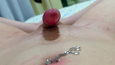 FEMBOY MOSTRANDO SEU CORPO SEXY ENQUANTO SE MASTURBA E GOZA GOSTOSO - DORIAN DRAKE