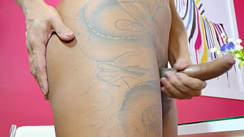 Smokin Hot Tranny Drika Lima Tests The Fucking Machine DT590