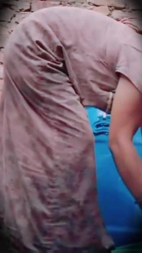 Desi Village girl taking a bath openly at her friend house and fingering her pussy. Viral xxx video   Clip 1