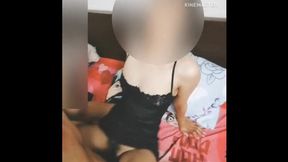 Boss seduces his stunning mistress in a hot office encounter