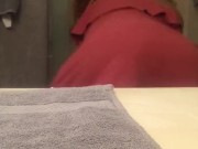 Teen twerks in the mirror