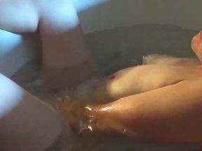 Amateur Bride Spied Masturbating Jacuzzi Jet Tub Orgasms