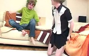 Teen guy bonks sweet crossdresser