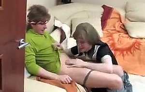 Teen guy bonks sweet crossdresser