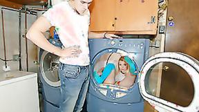 ”Exxxtra Small - Spin Cycle Satisfaction - Riley Star”