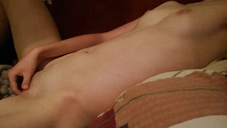 Dotykam się myslac o chlopaku mojej przyjaciółki