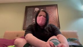 Come SLYTHERIN my room and admire my chubby thighs and knee-high socks!