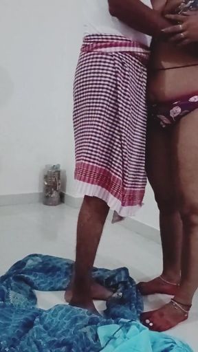 Rhea grabbed her boss's and sucked it and had sex   Clip 1