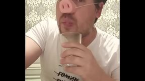 This Russian gay has a addiction: he loves the taste of fresh cum in his mouth!