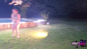 mini gang bang au bord de la piscine un soir d ete j invite des libertins ...