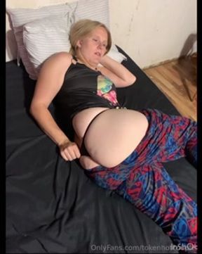 Helping BFs roommate paint drinks and smoke later he’s rec me naked in his bed before I fuck him