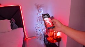 Christmas Amateur in Closeup: the Perfect Gift Appeared Out of Nowhere