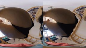 3dvr180 yide's buttock POV flattens the dwarf