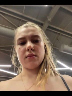 Workout with Masturbate in Public