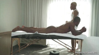 Filmul fetiș cu Debonair: o vedetă de la BBC primește fute anal fără șa după sex oral și masturbare manuală