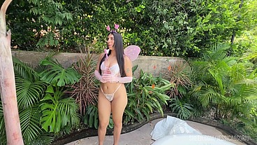 Me encanta FOLLAR EN JACUZZI con el JARDINERO