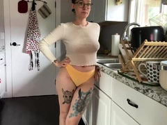 Divinebabe – Pervy Big Brother Breeds His Sister