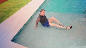 Regina Gets Wet in a Sexy Blue Dress, Heels and a Jacket