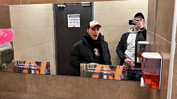 First Gay Pissing Vlog in History (And It&rsquo_s HOT)