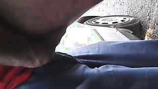 Daddy me folla en el parking - Amateur Bareback Outdoor Fuck 4