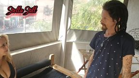 stellastillsp - stella still deu pra um amigo que arruma notebook na varanda da sua casa