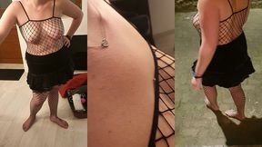 une bonne chienne qui aime se montrer
