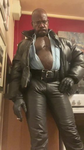 Black Muscle Daddy Smoking & Leather Fetish Selection