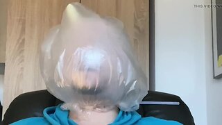 Heavy latex breathplay christmas eve trashbag training 208 seconds - breathe control