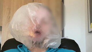 Heavy latex breathplay christmas eve trashbag training 208 seconds - breathe control