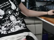 Big dick goth gf blows her load
